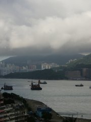 多雲