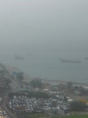 潮濕有霧