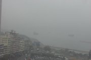 持續濃霧