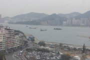 天色灰暗