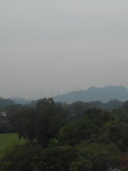 多雲