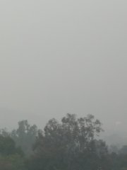 密雲，有雨