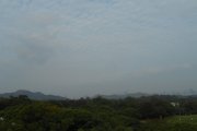 多雲