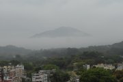 山在雲上