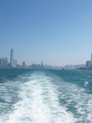 維港澄空