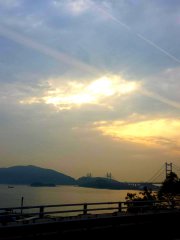 青馬橋上好風光