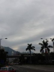 在陰暗的一天 出發