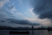 雲層如油畫