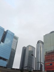 雲下有大廈@九龍灣