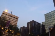蔚藍下的大廈@麼地道漆咸道南交界