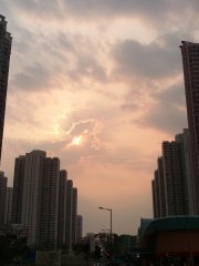 空隙的一縷陽光