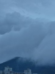 雨後流雲