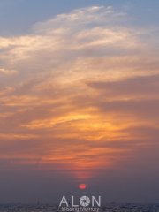 像「熱氣球」的雲