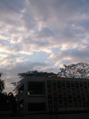 李求恩