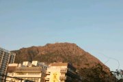 飛鵝藍天