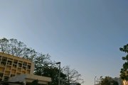 學校的藍天