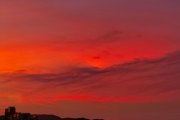 紅霞