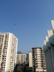 晴空萬里