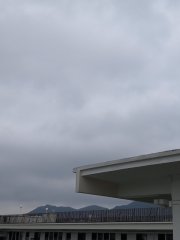 雨雲密佈